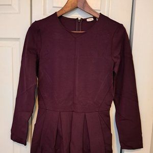 Aritzia Sunday Best Long Sleeved Fit-and-Flare Tartine Dress Size 8